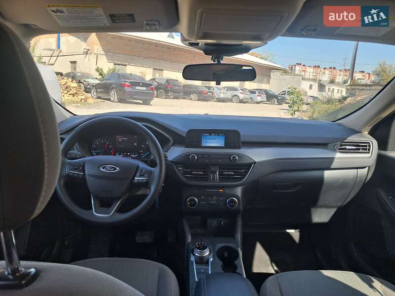 Внедорожник / Кроссовер Ford Escape 2020 в Тернополе