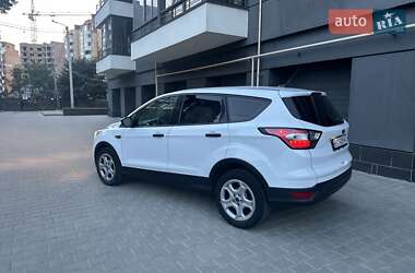 Внедорожник / Кроссовер Ford Escape 2016 в 
