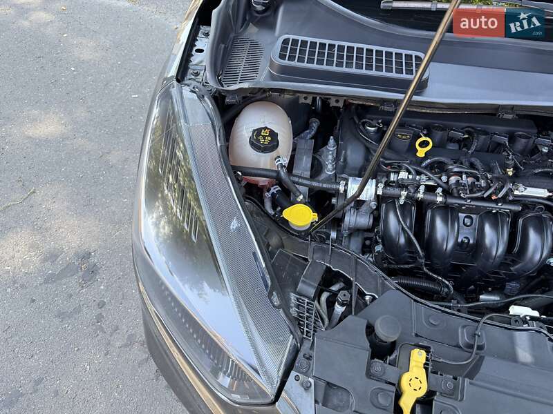 Внедорожник / Кроссовер Ford Escape 2018 в Тернополе