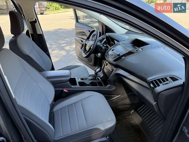 Внедорожник / Кроссовер Ford Escape 2018 в Тернополе