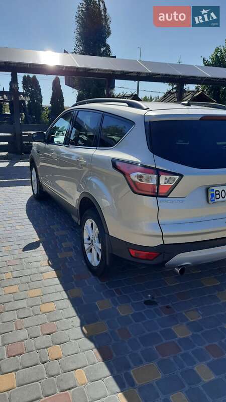 Внедорожник / Кроссовер Ford Escape 2017 в Тернополе фото 3 Внедорожник / Кроссовер Ford Escape 2017 в Тернополе