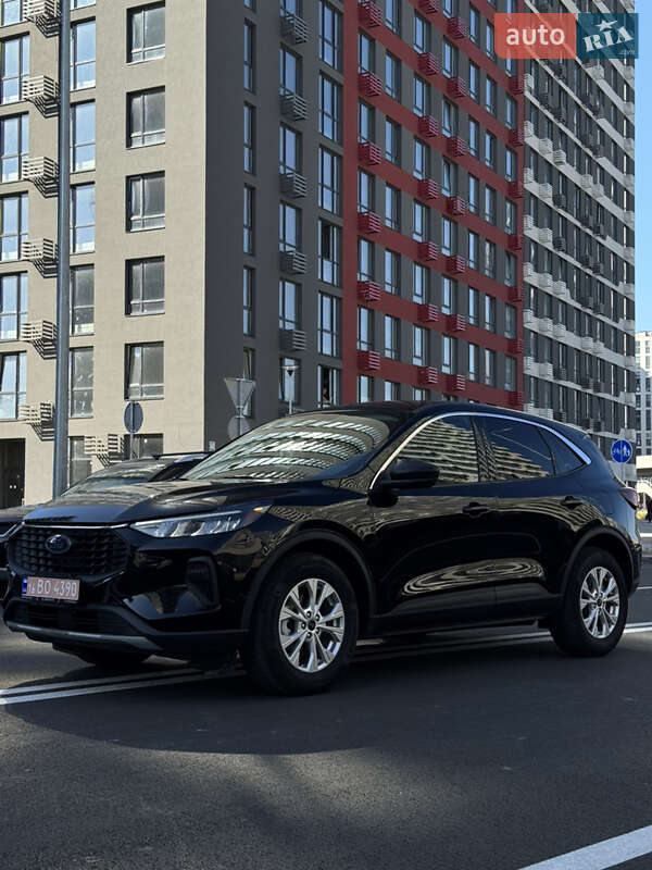 Внедорожник / Кроссовер Ford Escape 2023 в Киеве