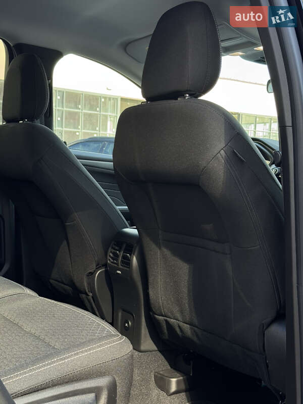 Внедорожник / Кроссовер Ford Escape 2023 в Киеве