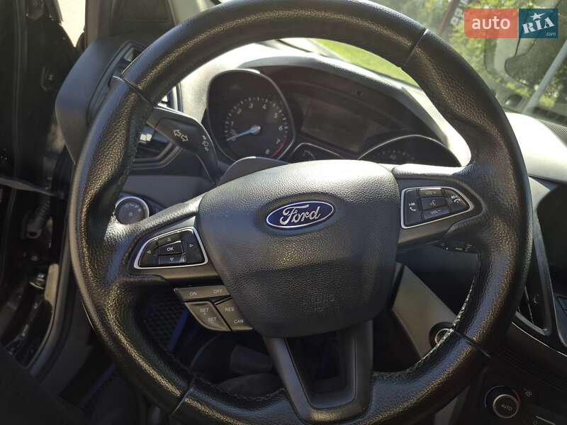Внедорожник / Кроссовер Ford Escape 2019 в Запорожье