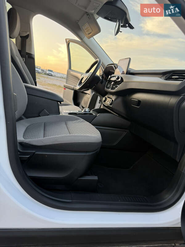 Внедорожник / Кроссовер Ford Escape 2021 в Виннице