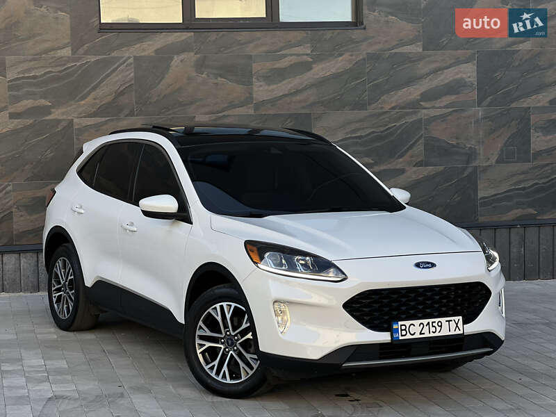 Внедорожник / Кроссовер Ford Escape 2019 в 