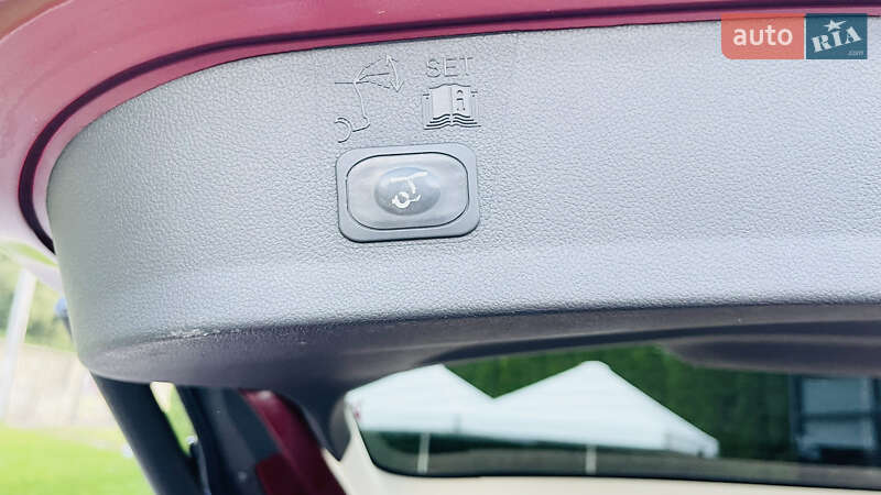 Внедорожник / Кроссовер Ford Escape 2015 в Львове