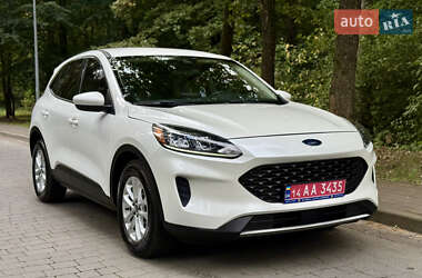 Позашляховик / Кросовер Ford Escape 2020 в Львові