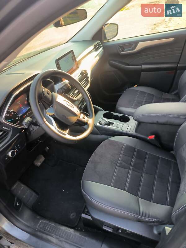 Позашляховик / Кросовер Ford Escape 2022 в Києві