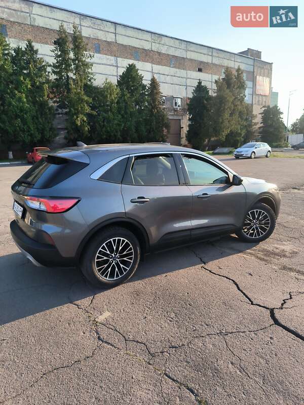 Позашляховик / Кросовер Ford Escape 2022 в Києві