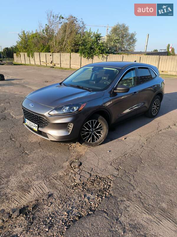 Позашляховик / Кросовер Ford Escape 2022 в Києві