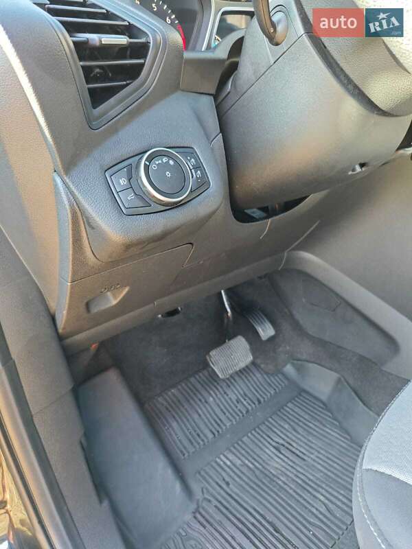 Позашляховик / Кросовер Ford Escape 2017 в Івано-Франківську фото 23 Позашляховик / Кросовер Ford Escape 2017 в Івано-Франківську