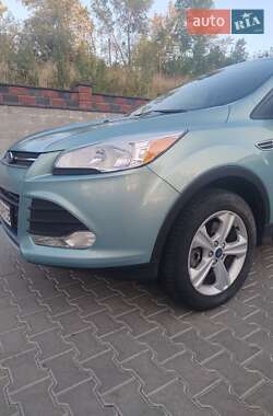 Внедорожник / Кроссовер Ford Escape 2013 в 