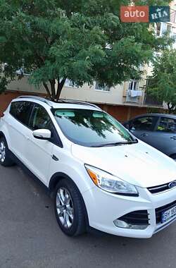 Внедорожник / Кроссовер Ford Escape 2015 в Одессе