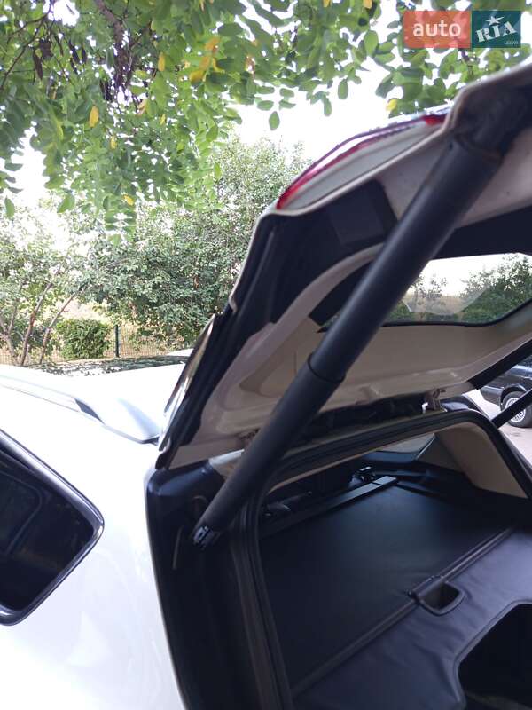 Позашляховик / Кросовер Ford Escape 2015 в Одесі фото 13 Позашляховик / Кросовер Ford Escape 2015 в Одесі