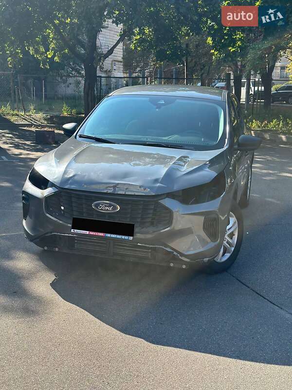 Внедорожник / Кроссовер Ford Escape 2023 в Киеве