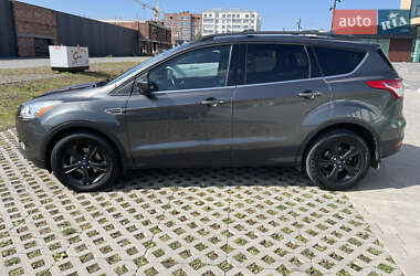 Внедорожник / Кроссовер Ford Escape 2015 в Хмельницком