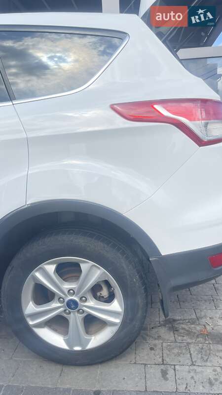 Внедорожник / Кроссовер Ford Escape 2013 в Львове