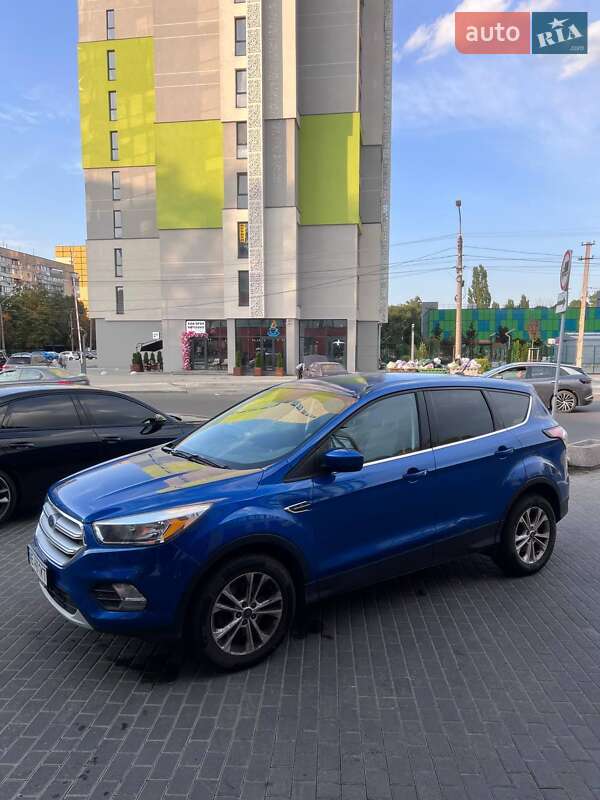 Позашляховик / Кросовер Ford Escape 2017 в Дніпрі