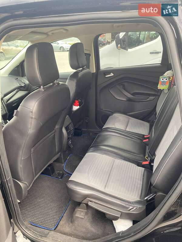 Внедорожник / Кроссовер Ford Escape 2019 в Виннице