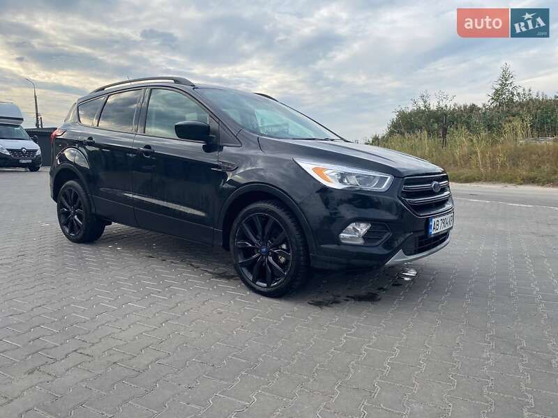 Внедорожник / Кроссовер Ford Escape 2019 в Виннице