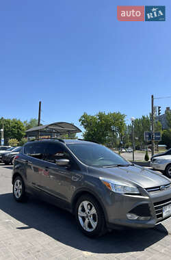 Внедорожник / Кроссовер Ford Escape 2012 в 