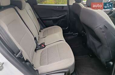Внедорожник / Кроссовер Ford Escape 2022 в 