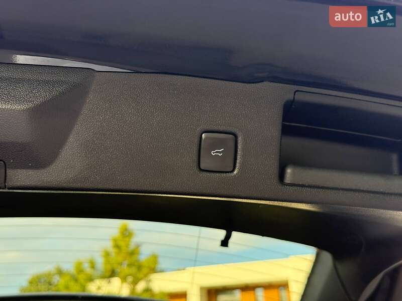 Внедорожник / Кроссовер Ford Escape 2022 в Киеве