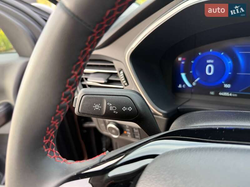 Внедорожник / Кроссовер Ford Escape 2022 в Киеве