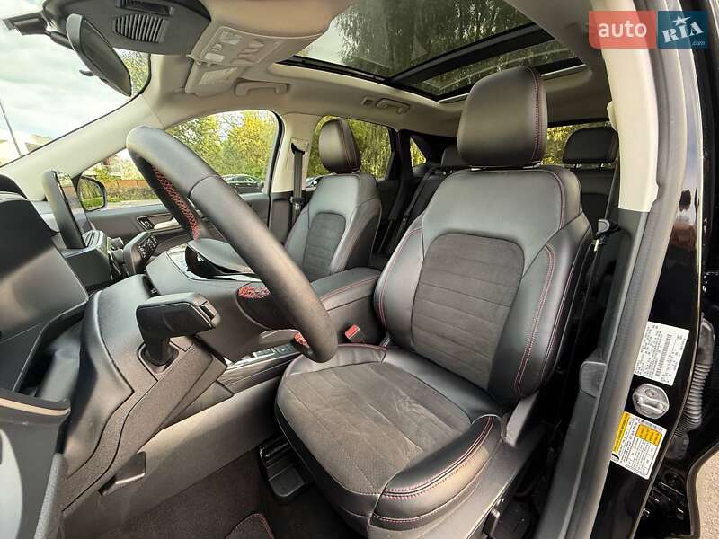 Внедорожник / Кроссовер Ford Escape 2022 в Киеве