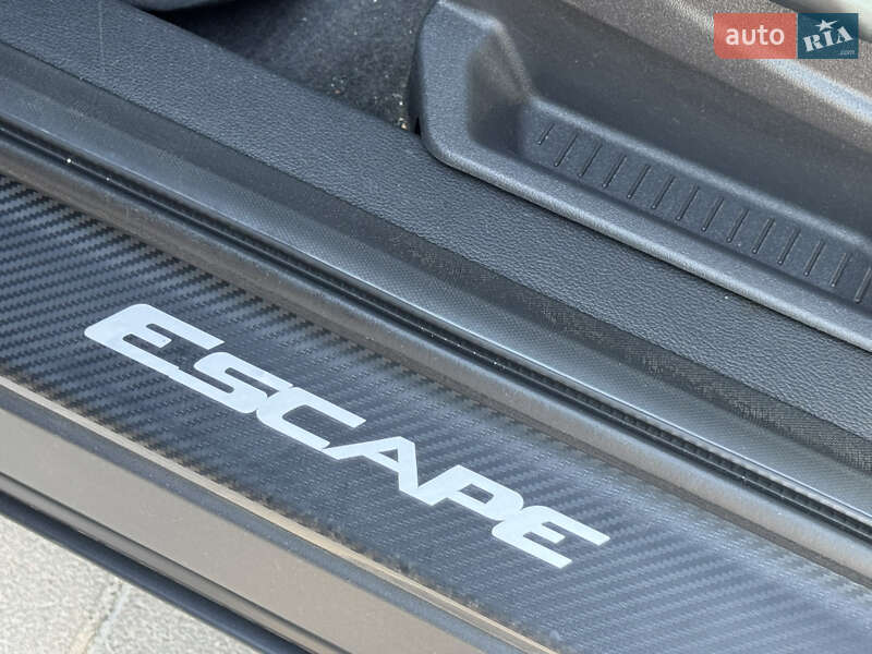 Внедорожник / Кроссовер Ford Escape 2013 в Тернополе