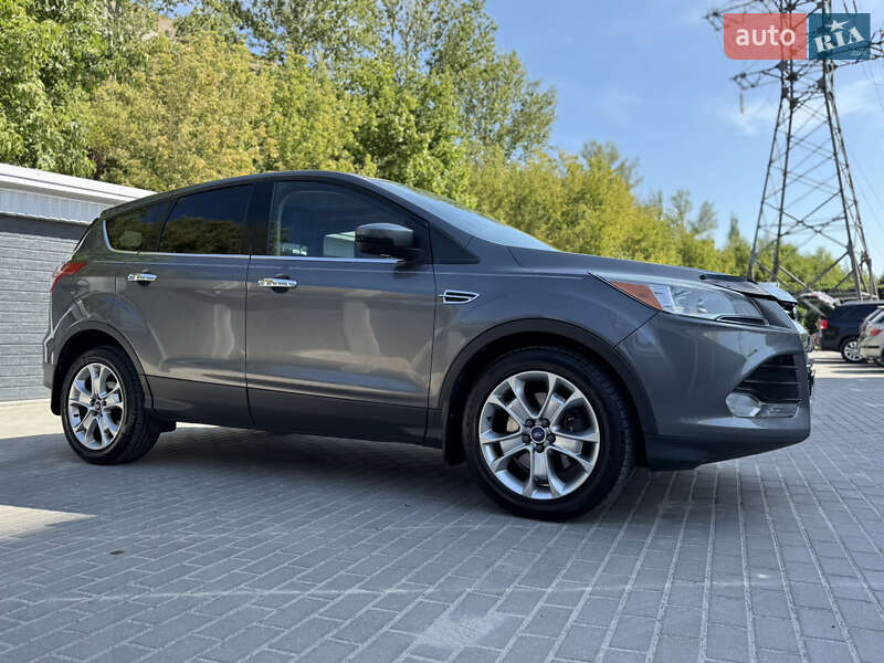 Внедорожник / Кроссовер Ford Escape 2013 в Тернополе