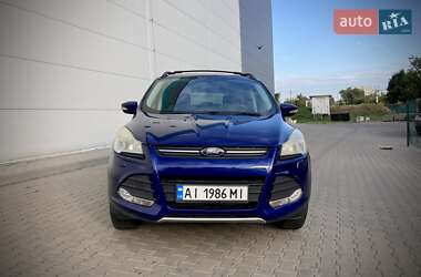 Внедорожник / Кроссовер Ford Escape 2012 в 