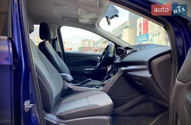 Внедорожник / Кроссовер Ford Escape 2012 в 