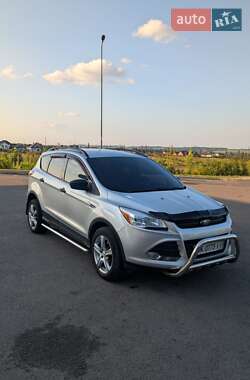 Внедорожник / Кроссовер Ford Escape 2015 в Ровно