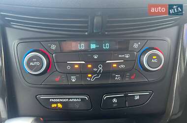 Позашляховик / Кросовер Ford Escape 2019 в 