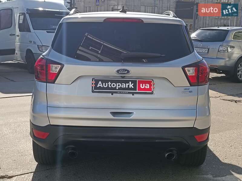 Внедорожник / Кроссовер Ford Escape 2019 в Харькове
