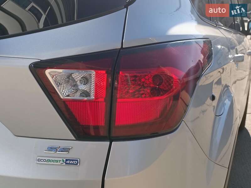 Внедорожник / Кроссовер Ford Escape 2019 в Харькове