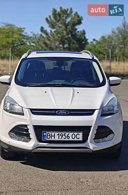 Внедорожник / Кроссовер Ford Escape 2015 в Одессе