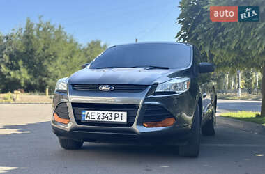 Внедорожник / Кроссовер Ford Escape 2015 в 