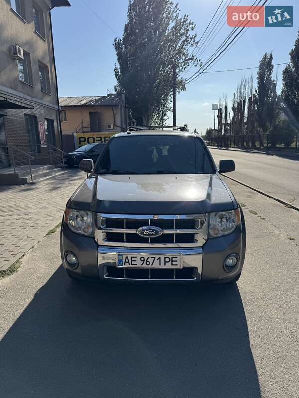 Внедорожник / Кроссовер Ford Escape 2011 в Днепре