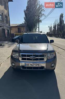 Внедорожник / Кроссовер Ford Escape 2011 в 