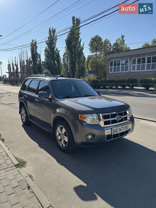 Внедорожник / Кроссовер Ford Escape 2011 в 