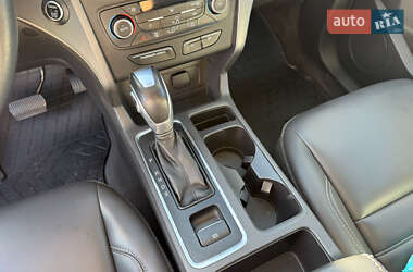 Внедорожник / Кроссовер Ford Escape 2019 в 