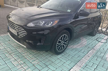 Внедорожник / Кроссовер Ford Escape 2022 в 