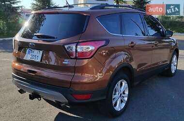 Внедорожник / Кроссовер Ford Escape 2017 в 