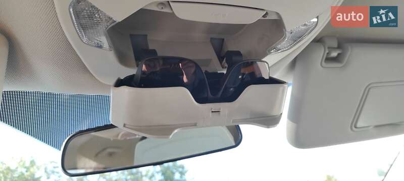 Внедорожник / Кроссовер Ford Escape 2017 в Ровно