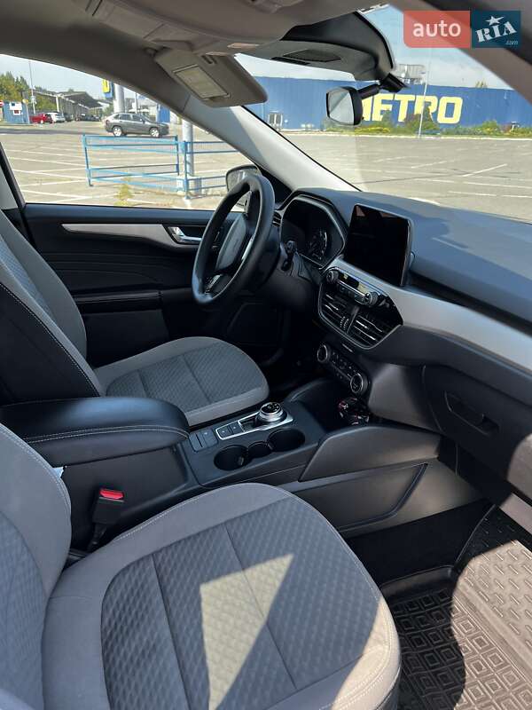 Внедорожник / Кроссовер Ford Escape 2021 в Днепре фото 4 Внедорожник / Кроссовер Ford Escape 2021 в Днепре