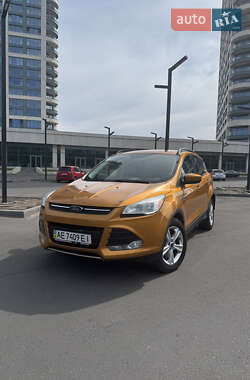 Внедорожник / Кроссовер Ford Escape 2015 в Днепре
