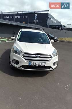 Внедорожник / Кроссовер Ford Escape 2016 в 